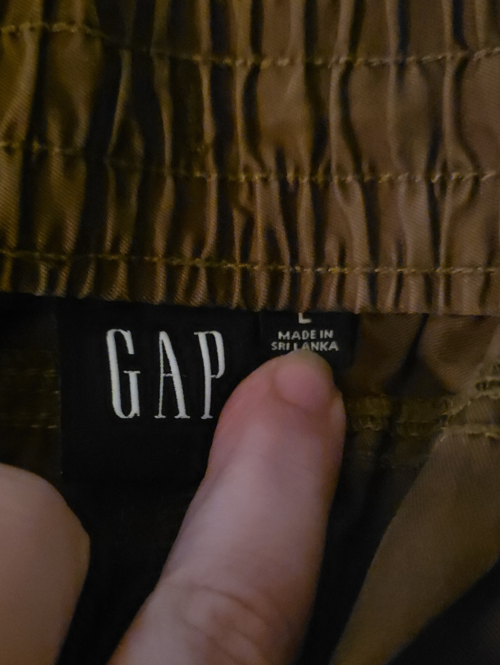 GAP Mid-Rise Twill Barrel Pants - Picture 6 of 6